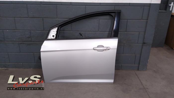 Portier 4Deurs links-voor van een Ford Focus (MOONDUS), Auto-onderdelen, Carrosserie, Deur, Ford, Gebruikt, 3 maanden garantie