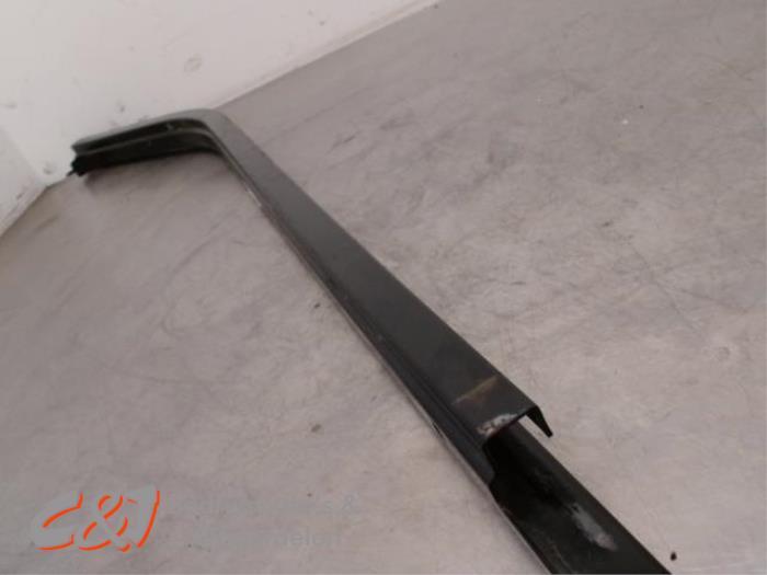 Schuifdeur Rail rechts van een Renault Trafic, Gebruikt, -, Renault, -