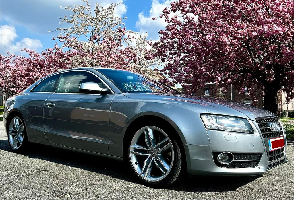 Audi A5 coupe 2011 2.0tdi, Cuir, Euro 5, Boîte manuelle, Entretenue par le concessionnaire