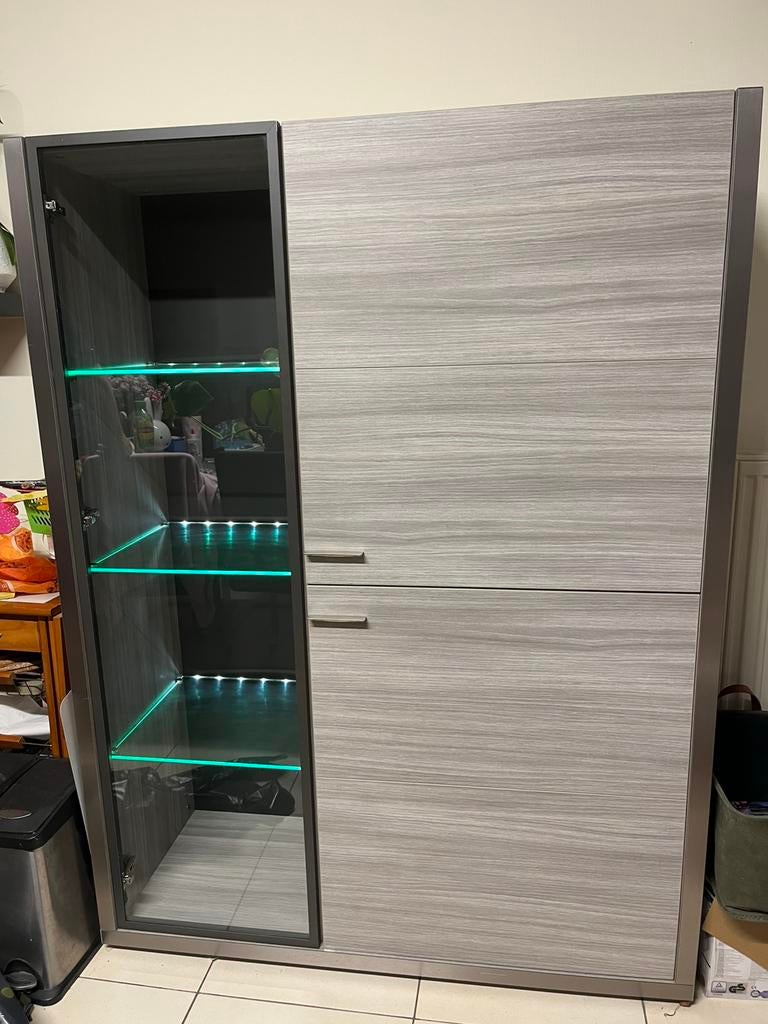 Barkast met led licht, Ophalen, Zo goed als nieuw