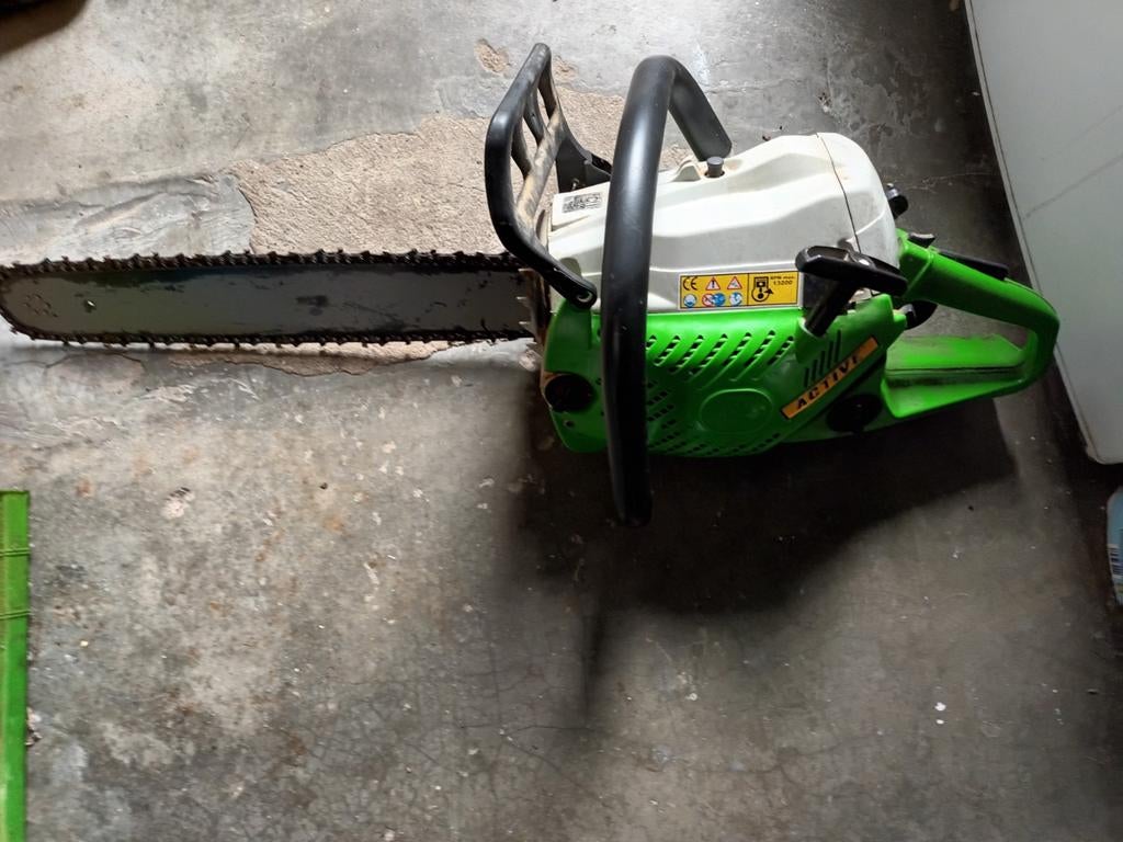 Tronçonneuse, Enlèvement