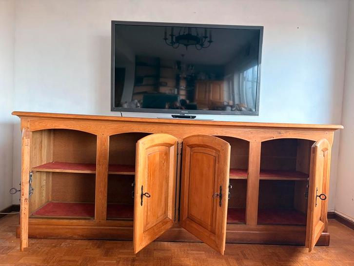 Buffet en chêne massif 240 cm, authentique / intemporel, Maison & Meubles, Armoires | Dressoirs, Utilisé, Avec porte(s), Chêne