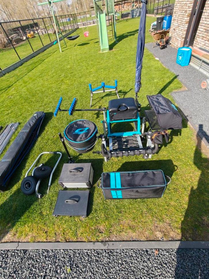 Volledige visuitrusting voor met de vaste stok of wedstrijd., Watersport en Boten, Hengelsport | Karpervissen, Ophalen