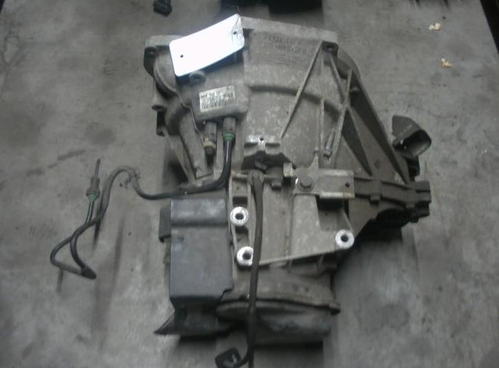 VERSNELLINGSBAK Ford Fiesta 6 (JA8) (8a6r-7002-ca), Auto-onderdelen, Transmissie en Toebehoren, Ford, Gebruikt