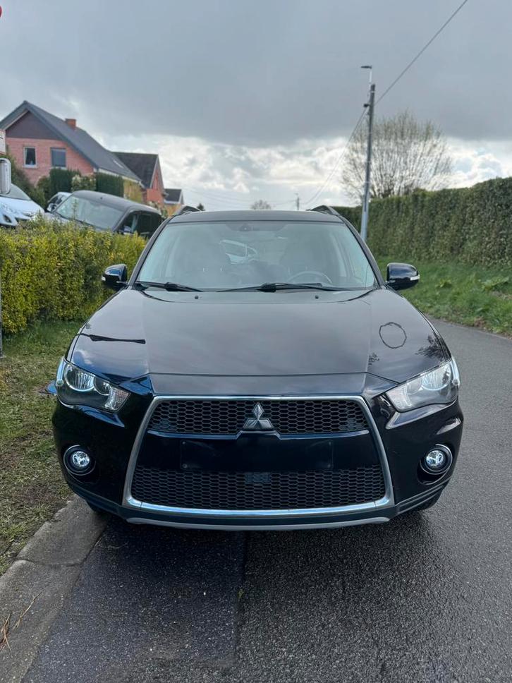 Mitsubishi outlander 2.2D full optie !! 4x4, Autos, Mitsubishi, Entreprise, Outlander, 4x4, Diesel, Euro 5, Enlèvement