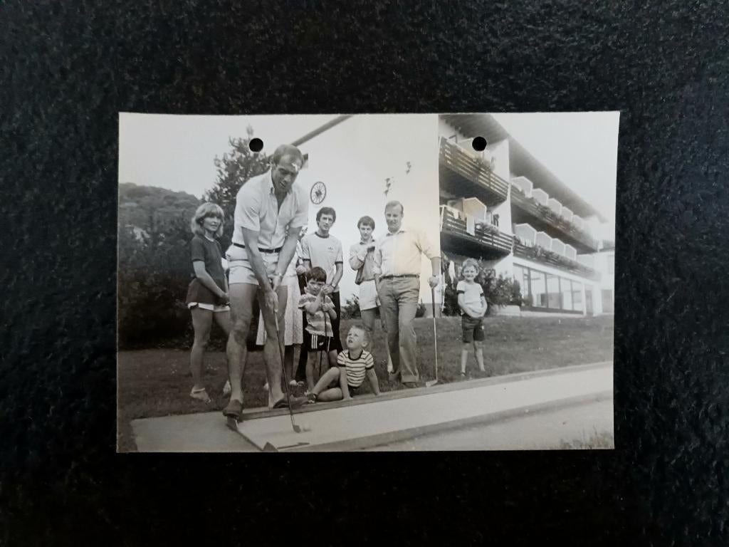 Persfoto Raoul Lambert - Club Brugge - Weilrod 1979, Verzamelen, Sportartikelen en Voetbal, Verzenden, Zo goed als nieuw, Pet of Muts
