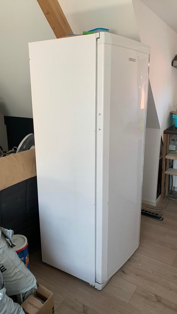 Koelkast Beko, Ophalen, 60 cm of meer, 160 cm of meer, Zonder vriesvak