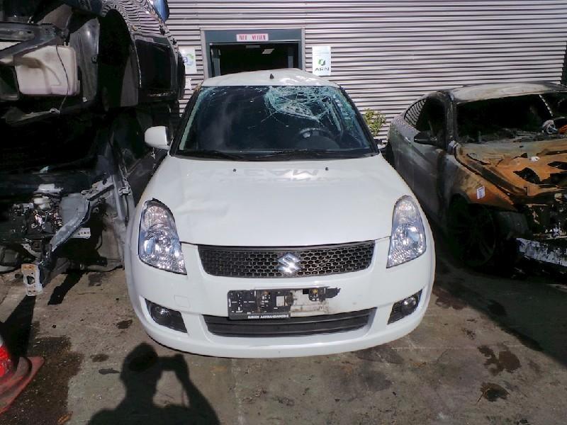 CALCULATEUR MOTEUR ECU Suzuki Swift (ZA / ZC / ZD1 / 2/3/9), Utilisé, Suzuki