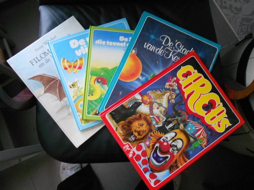 kinderboeken kunnen per stuk gekocht worden, Ophalen of Verzenden, Gelezen, Fictie algemeen, Voorleesboek