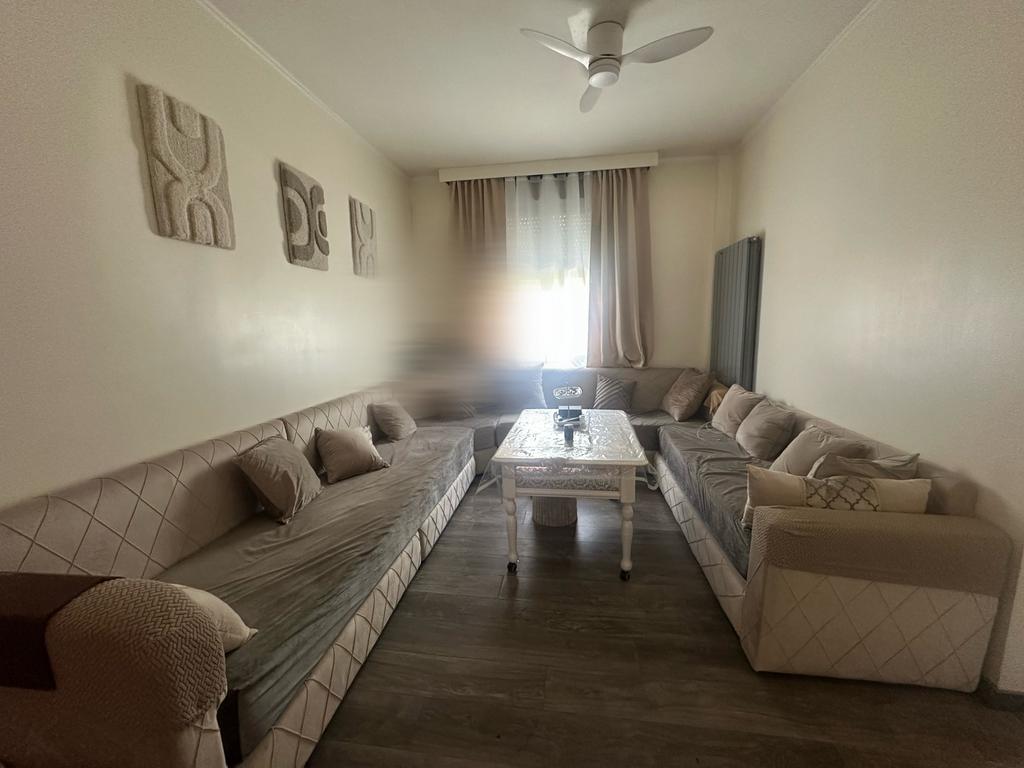 Salon marocain, Enlèvement, Comme neuf