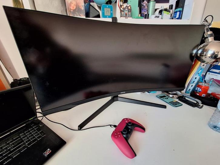 Samsung Odyssey G5, Informatique & Logiciels, Moniteurs, Gaming, Ultrawide, LED, HD, Enlèvement