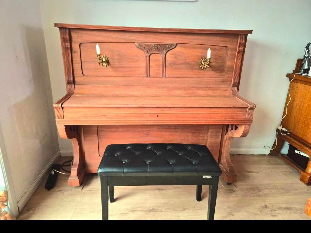 Mooie piano mat gebeitst Gebroeders Kolski, Muziek en Instrumenten, Piano's, Ophalen, Piano