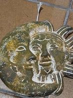 Gezichten in keramiek, Ophalen