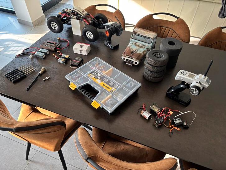 RC4WD bully 2 moa, Hobby en Vrije tijd, Modelbouw | Radiografisch | Auto's, Gebruikt, Auto offroad, Schaal 1:10, Ophalen