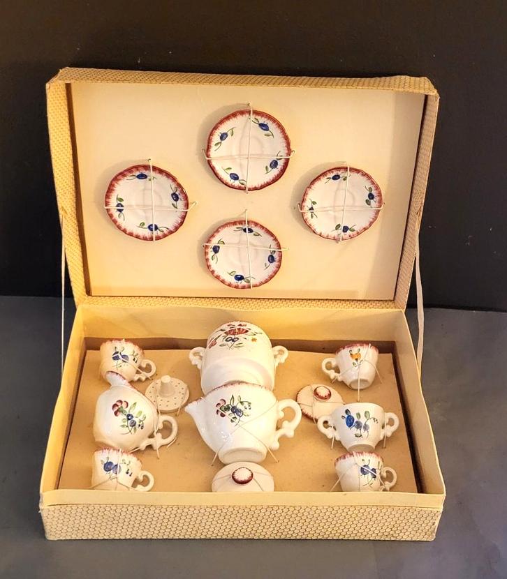 ️✔️Kinderservies porcelein Longchamp (Frankrijk), Antiek en Kunst, Antiek | Overige Antiek, Ophalen of Verzenden