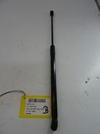 VERIN A GAZ Mercedes-Benz A (W176) (01-2012/05-2018), Autos : Pièces & Accessoires, Utilisé, Mercedes-Benz