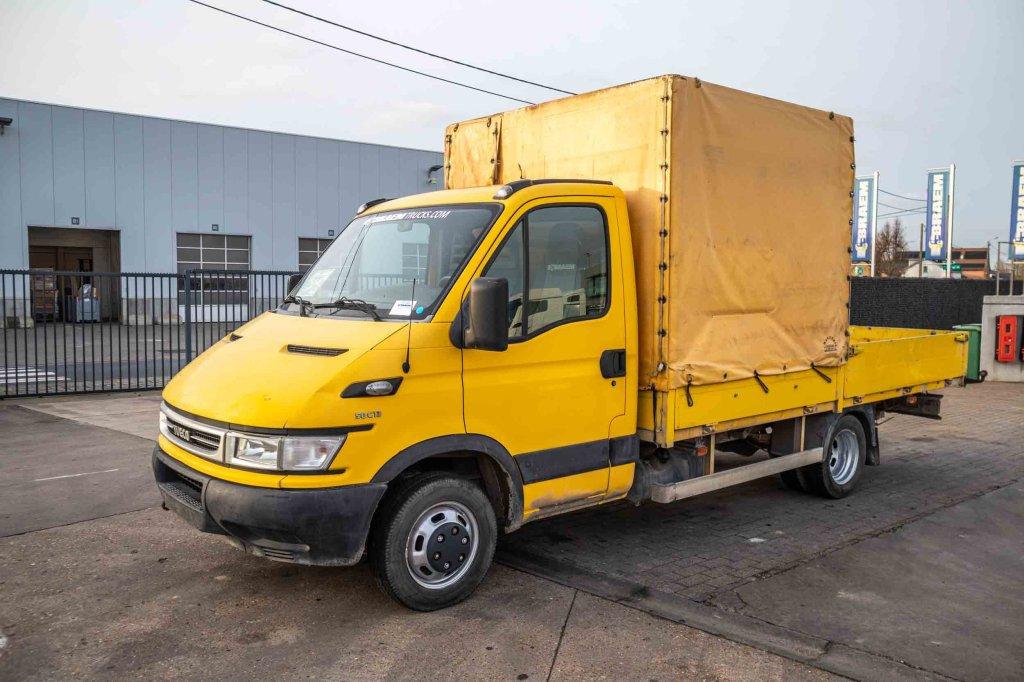 Iveco Daily 50C13, Autos, Camionnettes & Utilitaires, Entreprise, Achat, Attache-remorque, Iveco, Diesel, Euro 3, Boîte manuelle