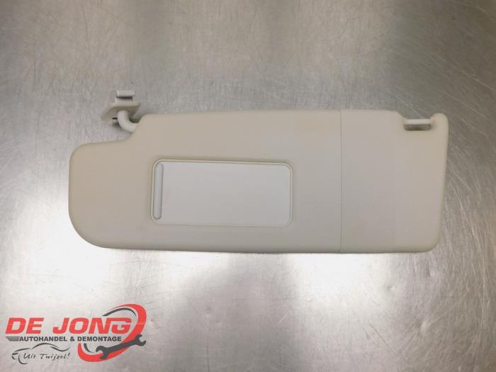 Zonneklep van een Volkswagen Passat, Gebruikt, -, Volkswagen, -