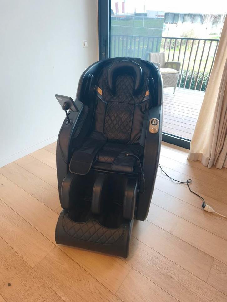 Nieuwe luxe massagestoel – volledige lichaamsmassage, Sport en Fitness, Massageproducten, Ophalen