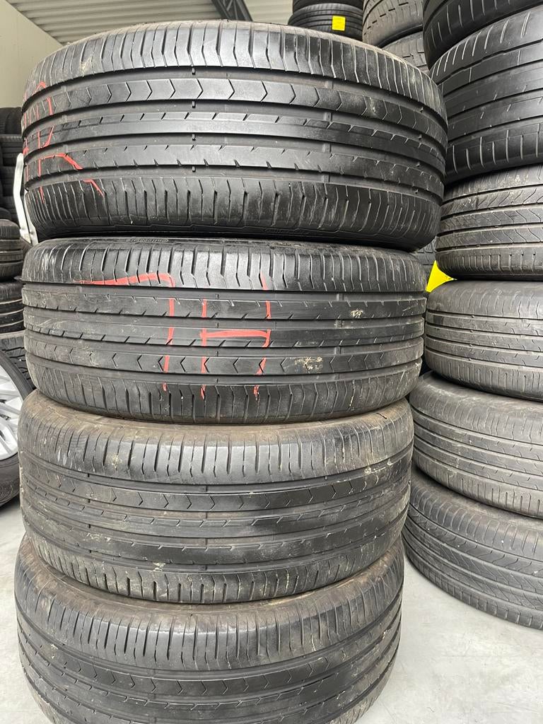 Set / Banden / 235/55/17(99v) Continental 235/55/17(99v), Ophalen of Verzenden