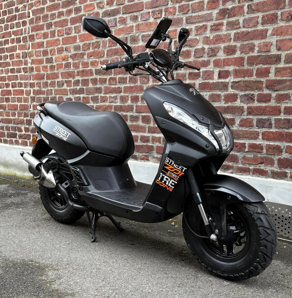 Peugoet kisbee street zone B klasse, Vélos & Vélomoteurs, Scooters | Peugeot, Comme neuf, Enlèvement ou Envoi
