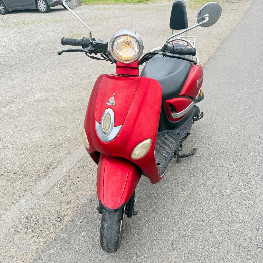 retro scooter 25 km/ uur , rijd heel goed, Fietsen en Brommers, Scooters | Overige merken, Gebruikt, Turbho, Klasse A (25 km/u)