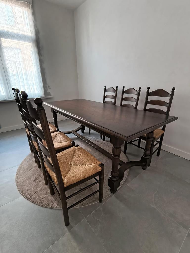 Eettafel en 6 stoelen en antiek  tv kast, Tuin en Terras, Ophalen, Eettafel