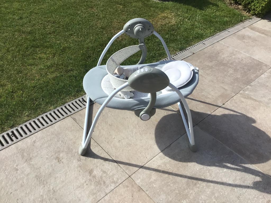 Babyschommel  van het merk chicco, Ophalen, Verstelbaar, Wipstoel, Zo goed als nieuw