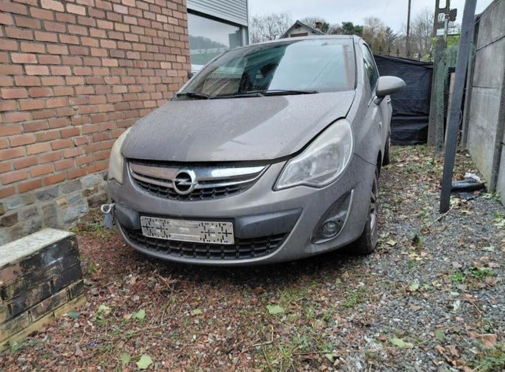Opel corsa 1,3 c.c. gasoil euro 5, Achat, Entreprise, Boîte manuelle, 1300 cm³