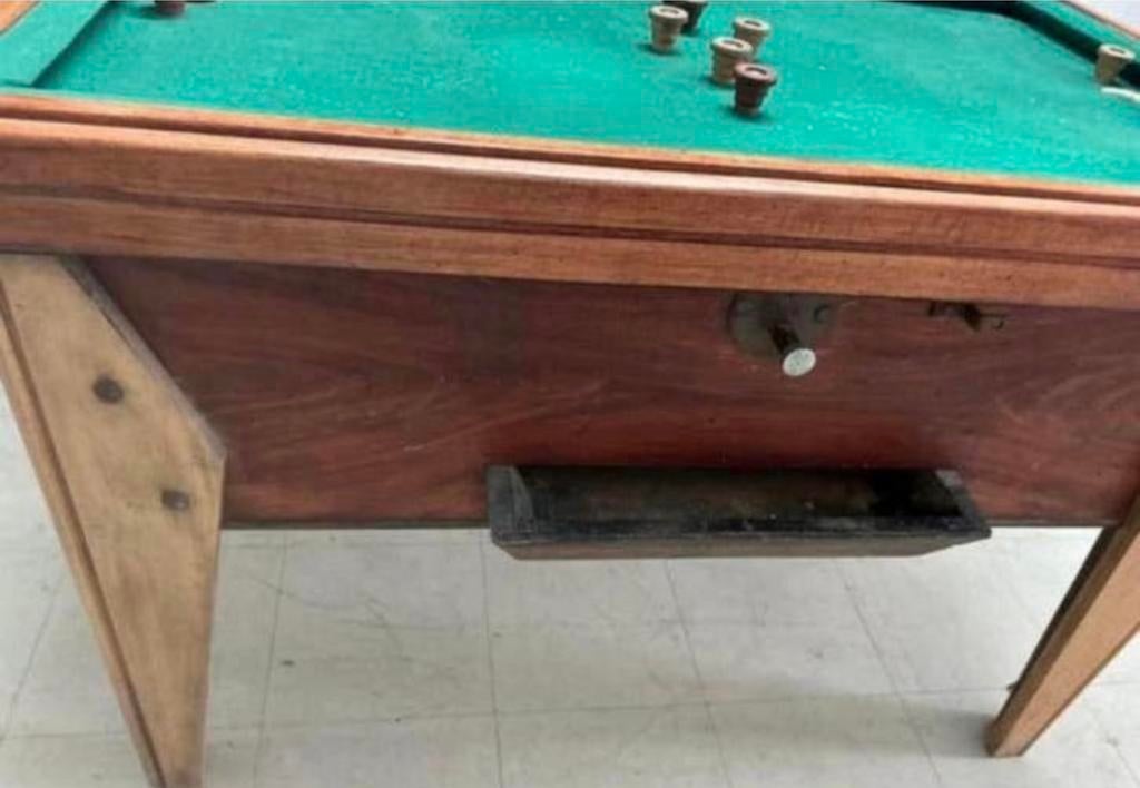 Billard de bistrot publicitaire ancien, Ophalen, Gebruikt