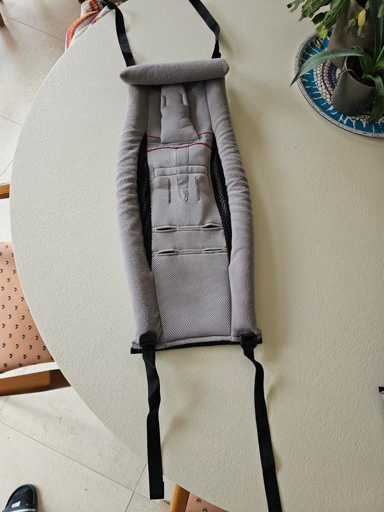 Thule Baby Sling, Ophalen