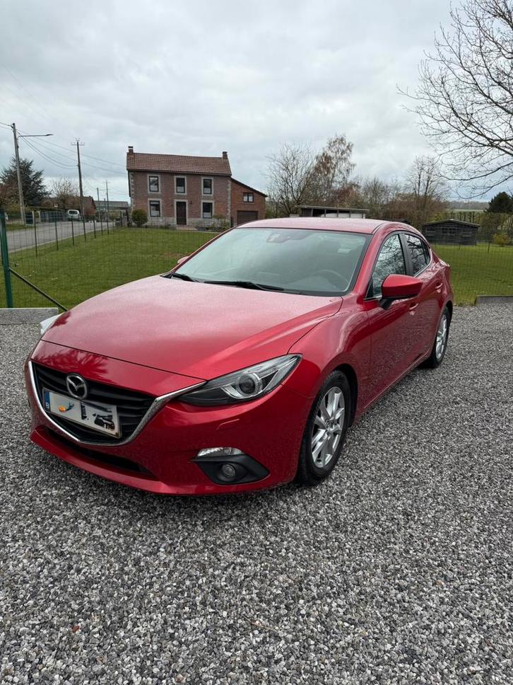 Mazda 3 Sedan (Skyactiv-D 150Ch) 2015, Autos, Mazda, Particulier, Bluetooth, Diesel, Berline, 4 portes, Boîte manuelle, Rouge