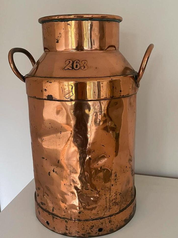 Oude verkooperde melkpot, Antiek en Kunst, Curiosa en Brocante, Ophalen