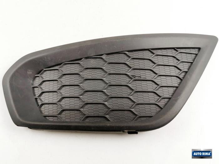 Plaque de protection feu antibrouillard gauche d'un Volvo C3, Autos : Pièces & Accessoires, Éclairage, Volvo, Utilisé, 3 mois de garantie