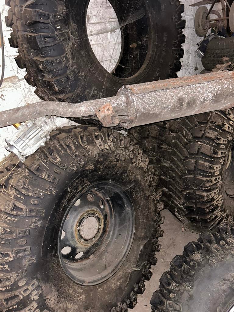 Big rock 40/13,5r17, Particulier, Te koop, Patrol