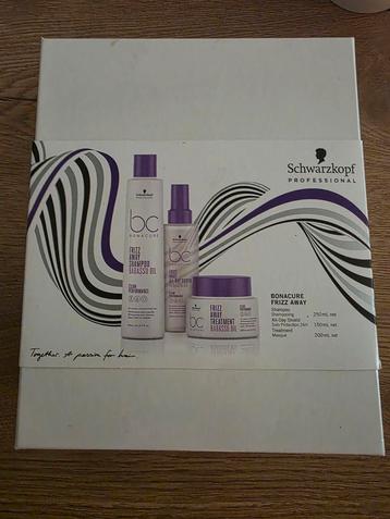 Schwarzkopf giftbox NIEUW bonacure frizz away beschikbaar voor biedingen