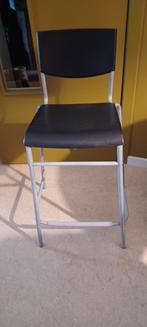 hoge stoel type barkruk  (1 stuk), Huis en Inrichting, Barkrukken, 60 tot 90 cm, Metaal, Gebruikt, Ophalen