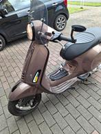 Piaggio primavera, Fietsen en Brommers, Ophalen, Gebruikt, Overige modellen, Klasse A (25 km/u)