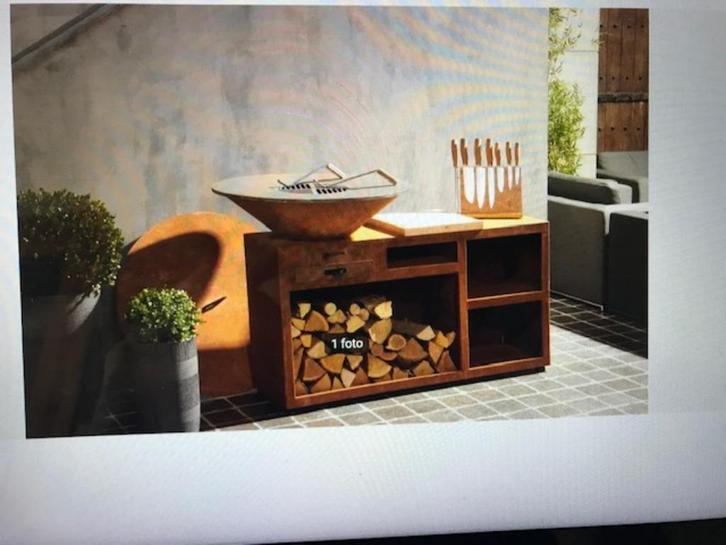 Corten steel BBQ, Tuin en Terras, Houtskoolbarbecues, Nieuw, Met accessoires, Ophalen