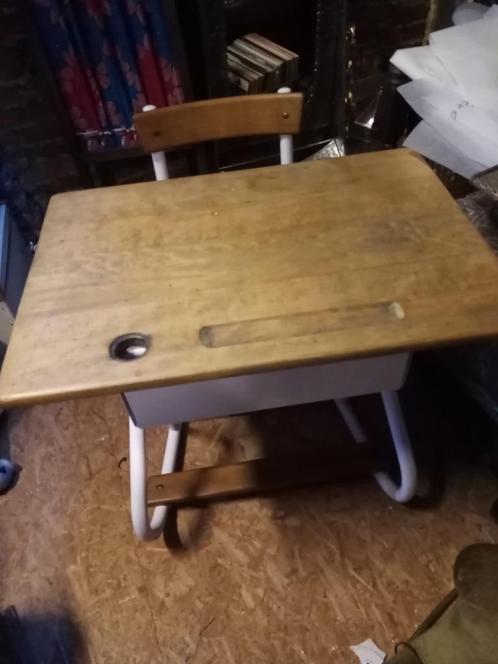 Bureau écolier bois et métal Vintage, Kinderen en Baby's, Kinderkamer | Tafels en Stoelen, Gebruikt, Tafel(s), Ophalen