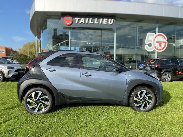 Toyota Aygo X Team D.  zetelverwarming, Auto's, Toyota, Bedrijf, Aygo, Adaptive Cruise Control, Airbags, Bluetooth, Boordcomputer