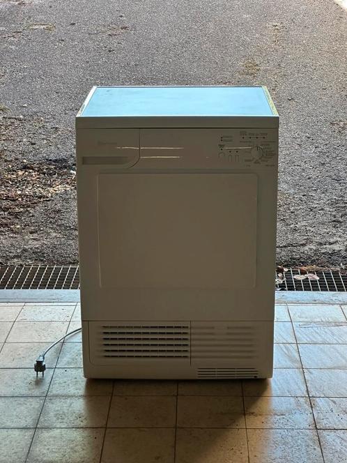 Droogkast Bauknecht TRKD6626 - Condensatie, Elektronische apparatuur, Droogkasten, Gebruikt, Condens, Voorlader, 6 tot 8 kg, Ophalen