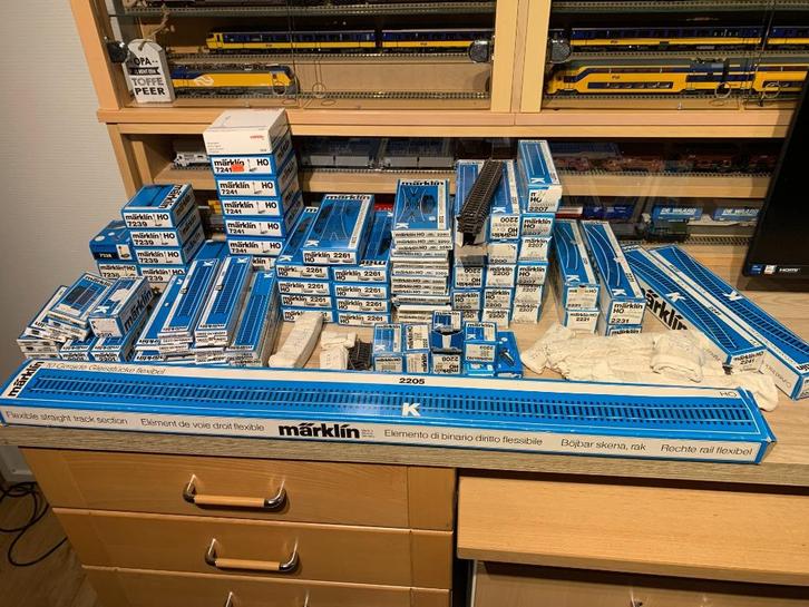 Gigantische hoeveelheid Marklin K Rail -wissels- seinen enz., Hobby en Vrije tijd, Modeltreinen | H0, Zo goed als nieuw, Rails