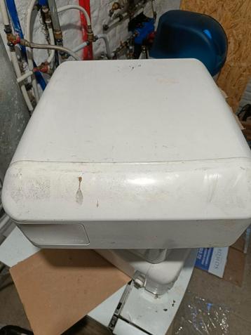 3 Geberit toiletspoelingen  beschikbaar voor biedingen