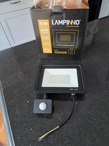 Led breedstralers met sensor 50 w  stukprijs beschikbaar voor biedingen