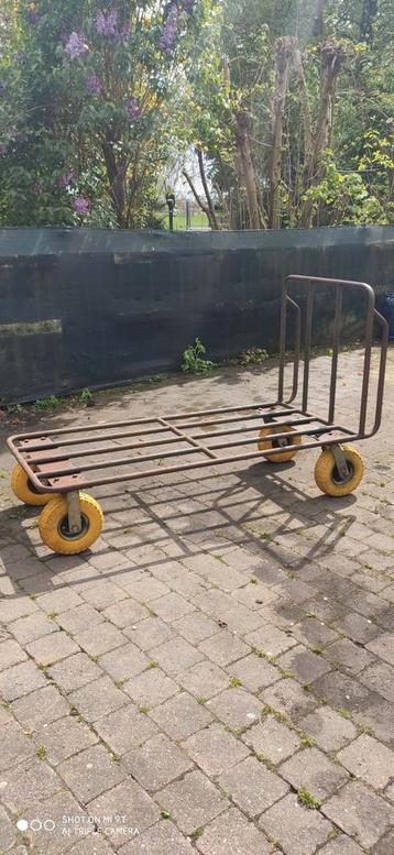 Postwagen op lekvrije wielen - devil  beschikbaar voor biedingen