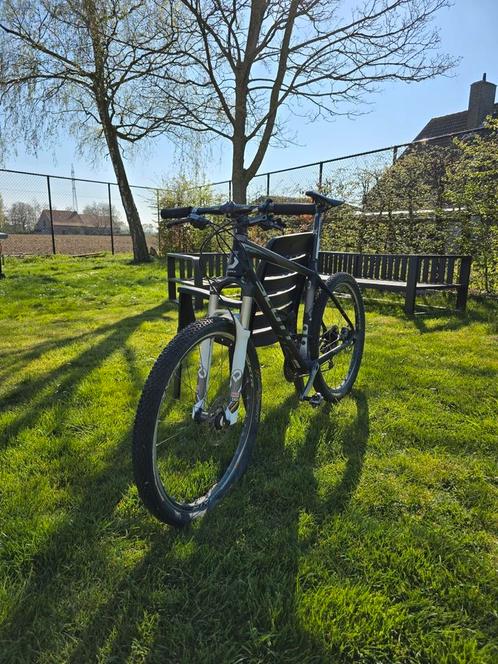 Scott Scale Full Carbon Mountainbike – Mat Grijs – Maat L, Fietsen en Brommers, Fietsen | Mountainbikes en ATB, Gebruikt, Heren