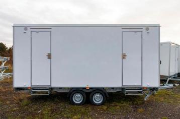 Te koop 3-1-3 toiletwagen lichte schade bjr 2025 beschikbaar voor biedingen