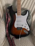 Fender Squier Stratocaster Sunburnt, Muziek en Instrumenten, Snaarinstrumenten | Gitaren | Elektrisch, Ophalen, Zo goed als nieuw