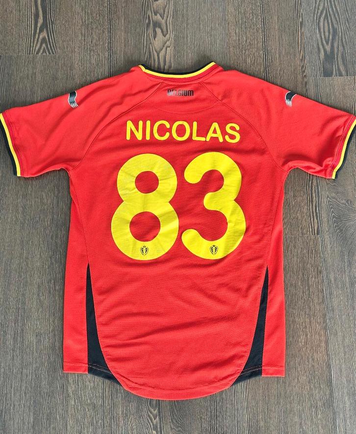 Maillot officiel des Diables Rouges floqué Nicolas 83 L, Collections, Articles de Sport & Football, Comme neuf, Maillot, Enlèvement